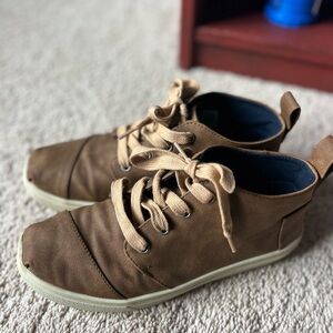 Tom’s Casual Brown boots